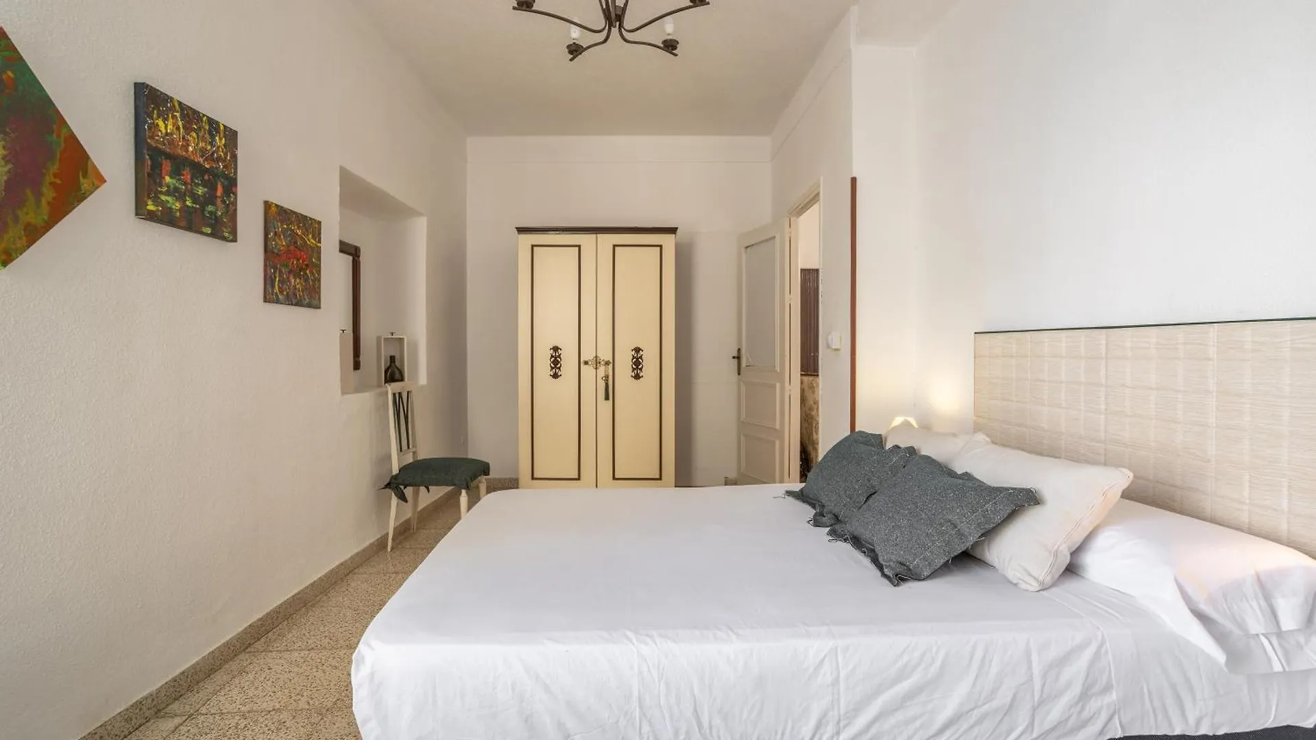 Palacete Fabian 1 Apartment Itrabo